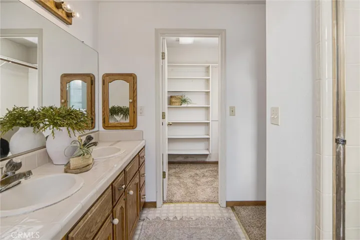 1425 Hearnow Lane, Durham, California 95938