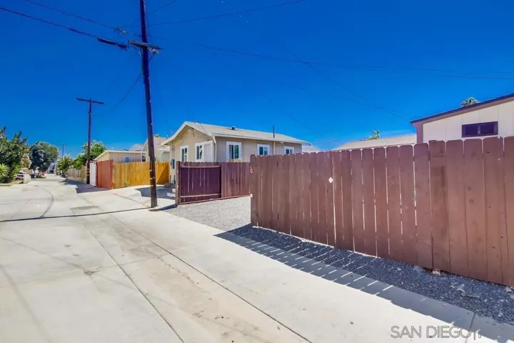 3418 Monroe Ave, San Diego, California 92116