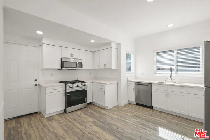 532 Almond Avenue, Long Beach, California 90802