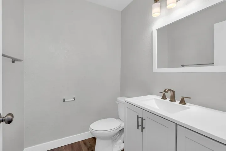 680 Santa Barbara Drive, Los Banos, California 93635