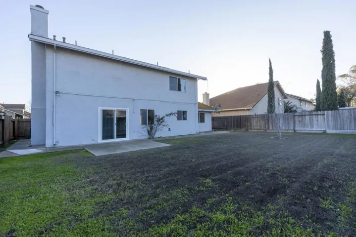 680 Santa Barbara Drive, Los Banos, California 93635