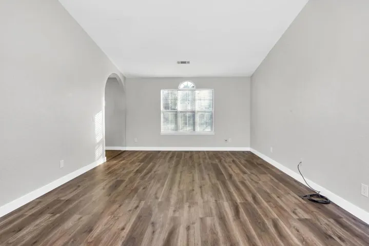 680 Santa Barbara Drive, Los Banos, California 93635