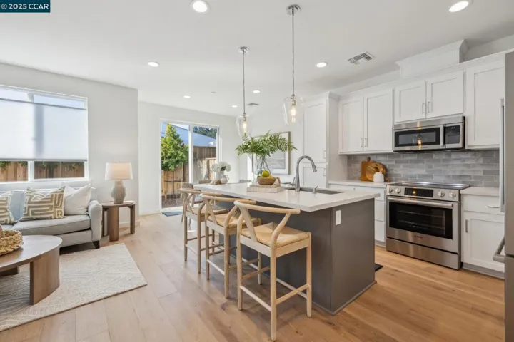 48 Riverbend Lane, Petaluma, California 94952
