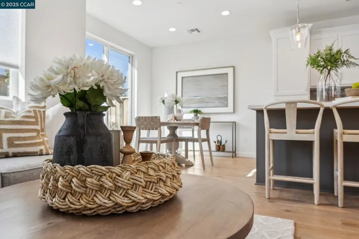 48 Riverbend Lane, Petaluma, California 94952