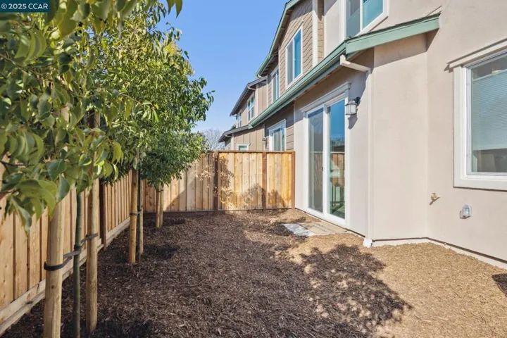 48 Riverbend Lane, Petaluma, California 94952