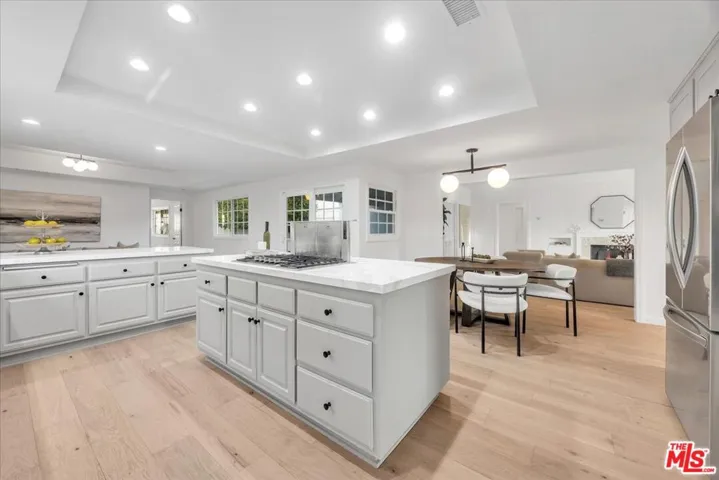 10365 Northvale Road, Los Angeles, California 90064