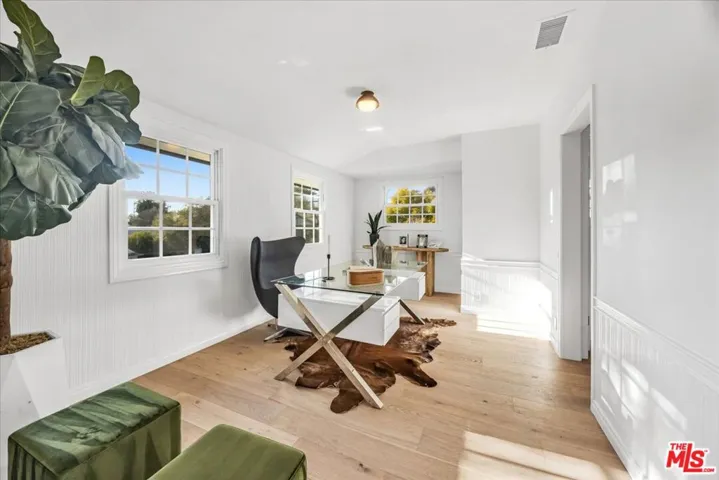 10365 Northvale Road, Los Angeles, California 90064