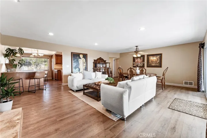 9810 Newcomb Avenue, Whittier, California 90603
