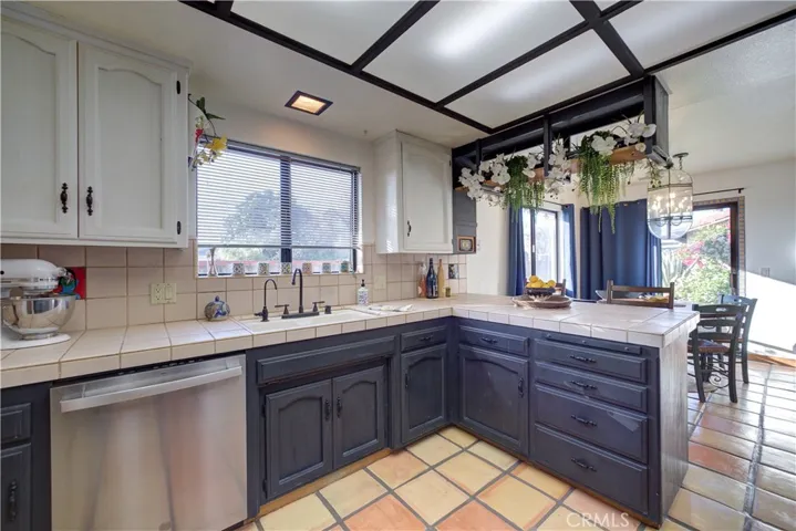 813 Valley Road, Arroyo Grande, California 93420