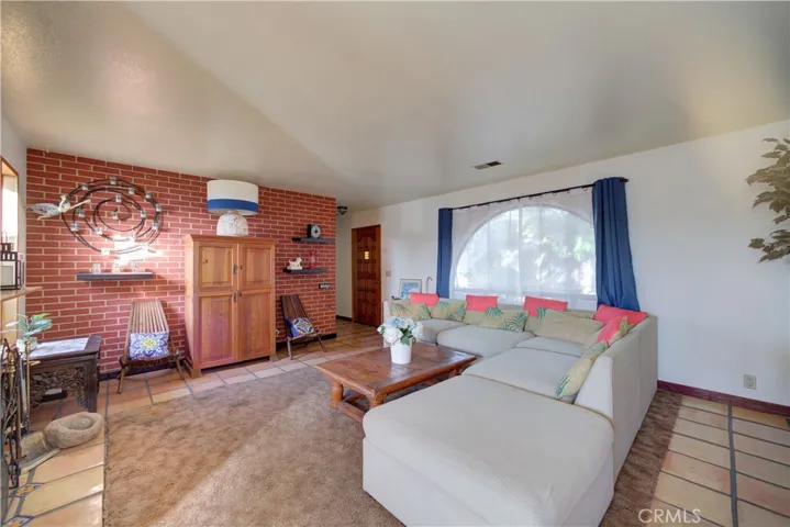 813 Valley Road, Arroyo Grande, California 93420
