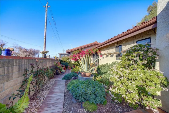 813 Valley Road, Arroyo Grande, California 93420