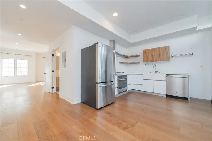 288 S Oakland Avenue 205, Pasadena, California 91101