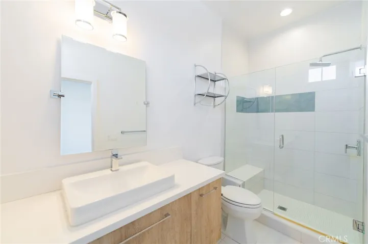 288 S Oakland Avenue 205, Pasadena, California 91101