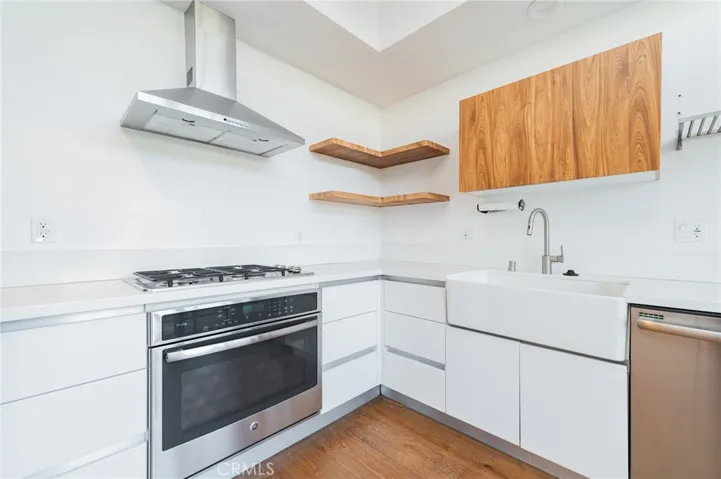 288 S Oakland Avenue 205, Pasadena, California 91101