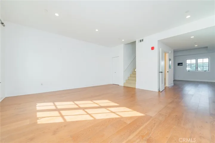 288 S Oakland Avenue 205, Pasadena, California 91101