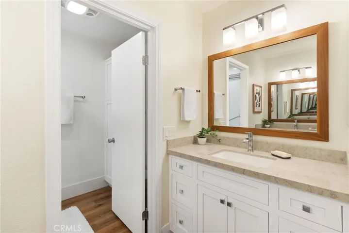 1802 Castle Glen, Escondido, California 92029