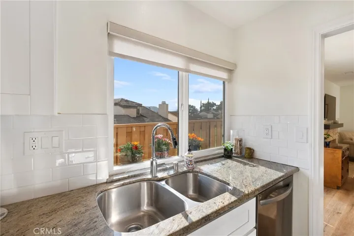 1802 Castle Glen, Escondido, California 92029