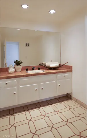 30817 Ganado Drive, Rancho Palos Verdes, California 90275