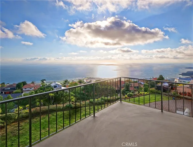 30817 Ganado Drive, Rancho Palos Verdes, California 90275