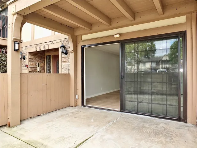 3661 S Bear Street D, Santa Ana, California 92704