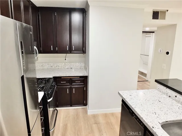 3661 S Bear Street D, Santa Ana, California 92704