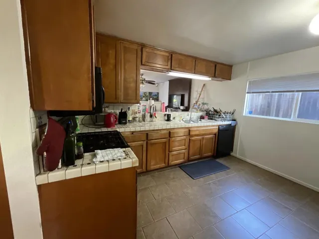 1872 Linbrook Drive, San Diego, California 92111