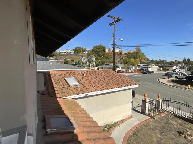 1872 Linbrook Drive, San Diego, California 92111