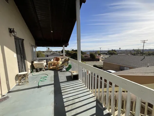 1872 Linbrook Drive, San Diego, California 92111