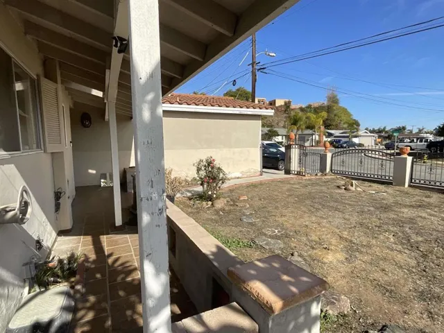 1872 Linbrook Drive, San Diego, California 92111
