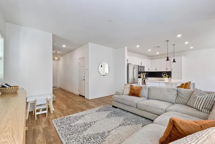 1345 Palo Verde Way, Vista, California 92083