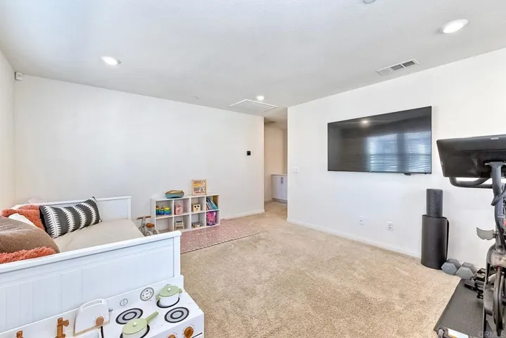 1345 Palo Verde Way, Vista, California 92083