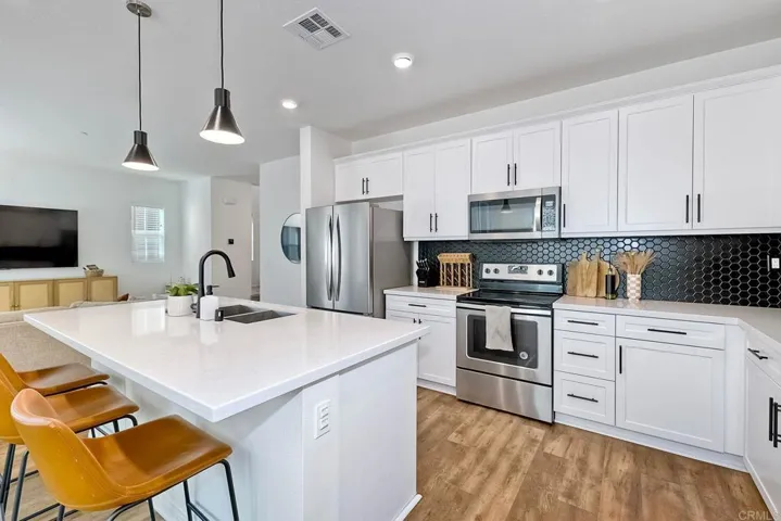 1345 Palo Verde Way, Vista, California 92083