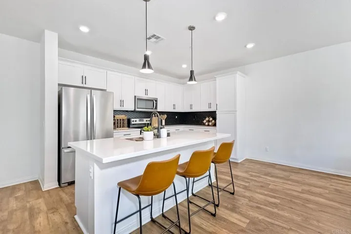 1345 Palo Verde Way, Vista, California 92083