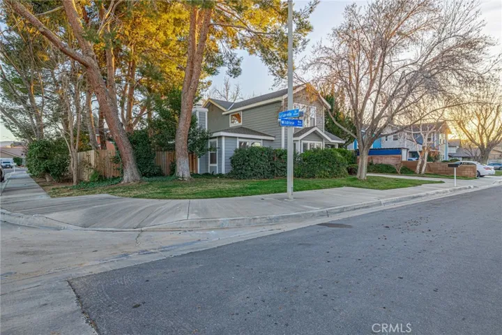 4542 Wildrose Way, Quartz Hill, California 93536