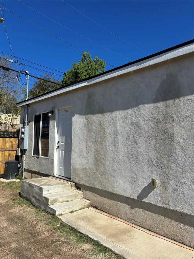 13307 Herron Street, Sylmar, California 91342 home-pic-21