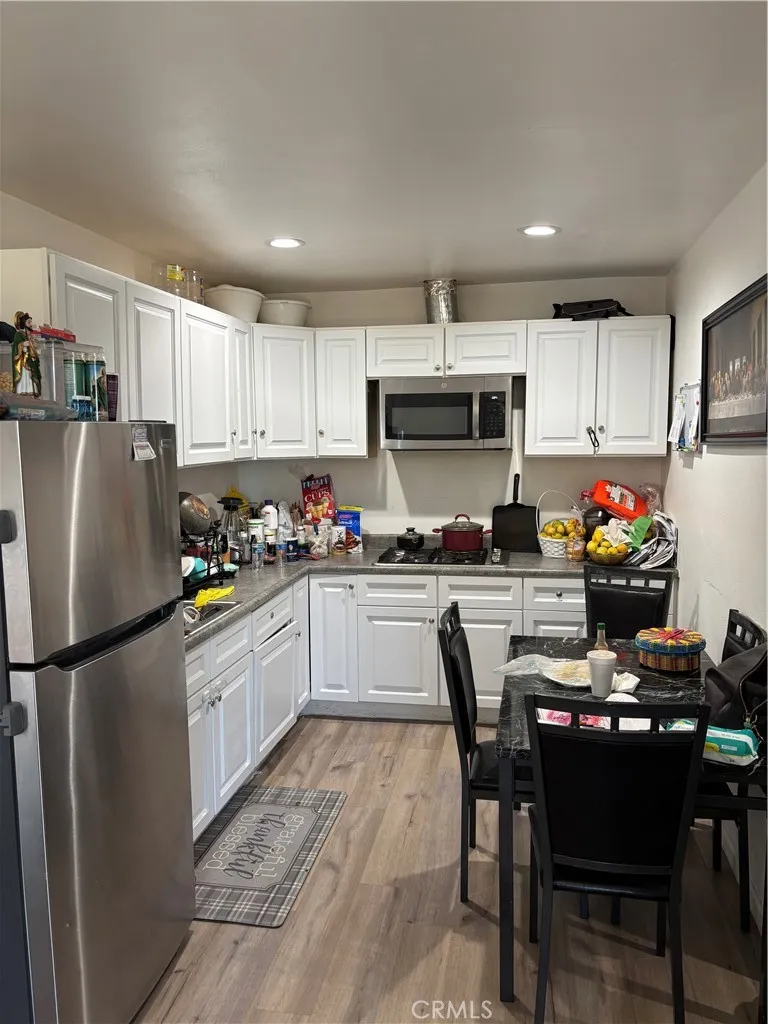 13307 Herron Street, Sylmar, California 91342 home-pic-23
