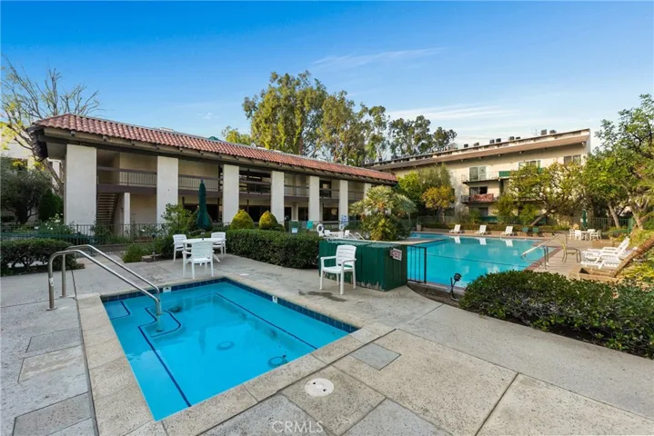 5460 White Oak Avenue E209, Encino, California 91316
