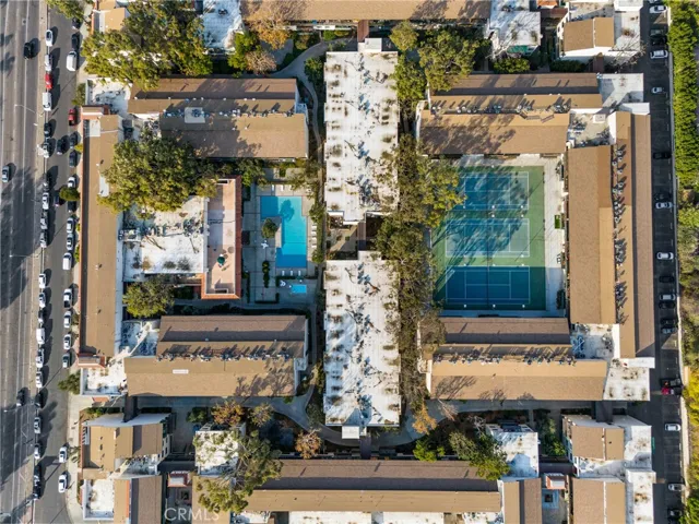 5460 White Oak Avenue E209, Encino, California 91316