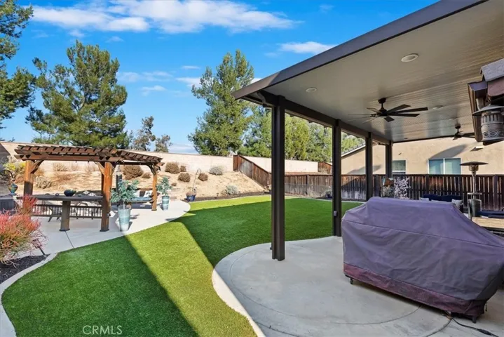 11030 Whitebark Lane, Corona, California 92883