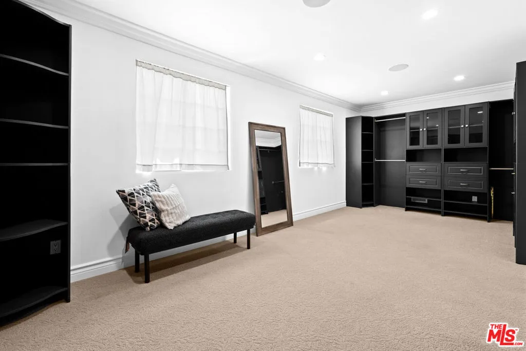 2563 Hutton Drive, Beverly Hills, California 90210 home-pic-42