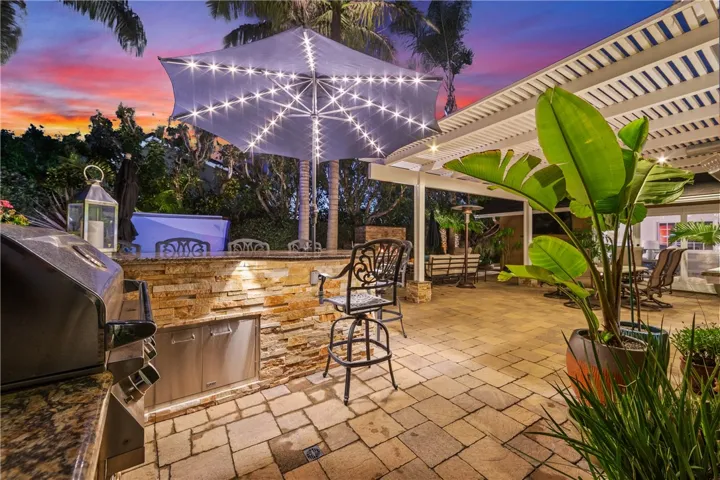 5622 Brighton Drive, Huntington Beach, California 92649