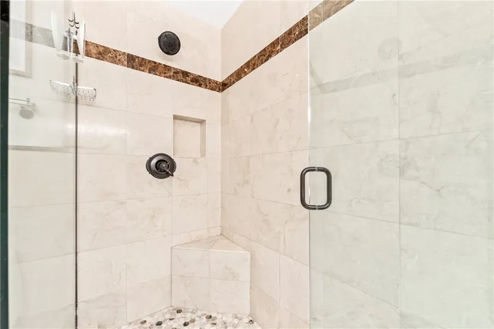 Bathroom #1 detail