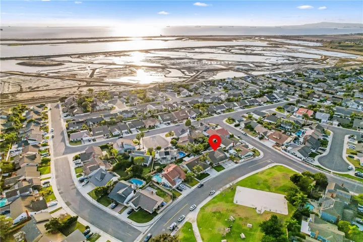 Excellent Location!!