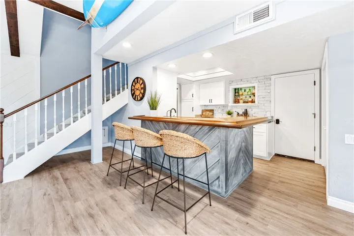 Kitchenette/Bar in Great Room