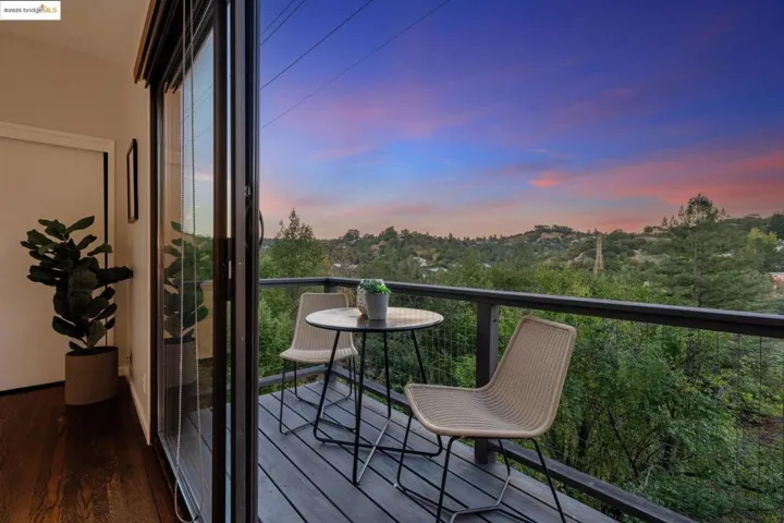 73 Barbara Rd, Orinda, California 94563