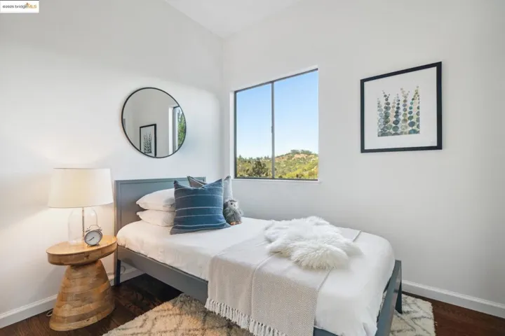 73 Barbara Rd, Orinda, California 94563