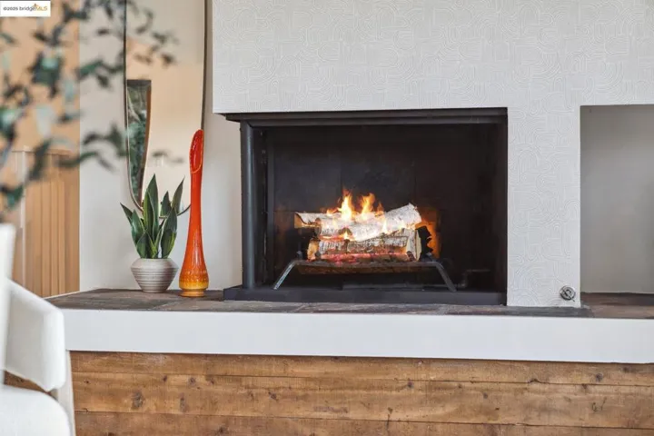 73 Barbara Rd, Orinda, California 94563