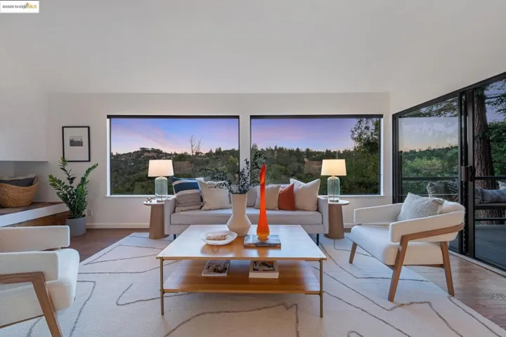 73 Barbara Rd, Orinda, California 94563