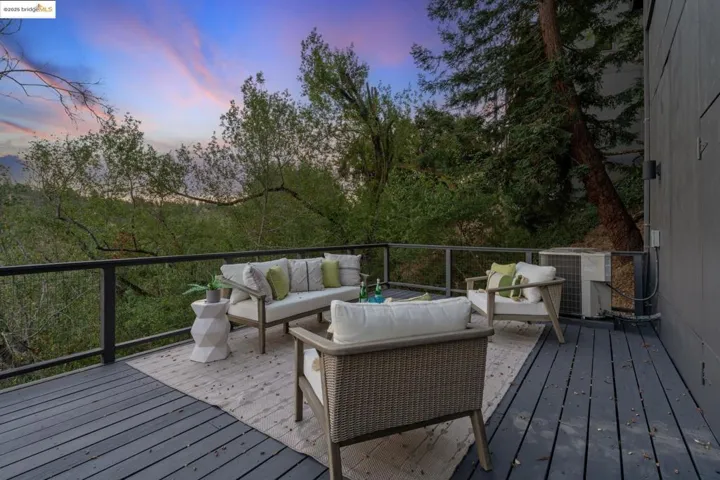 73 Barbara Rd, Orinda, California 94563