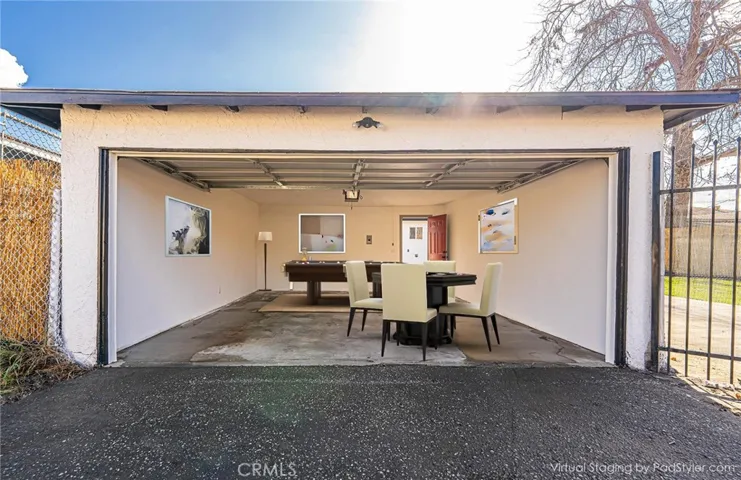 1253 E 104th Street, Los Angeles, California 90002